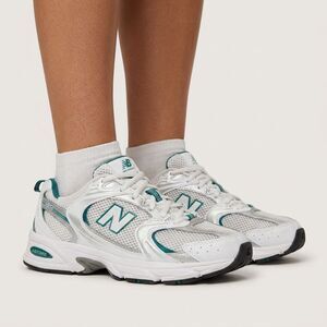 New Balance 530 Women Running Shoes White Silver Green Size 9.5